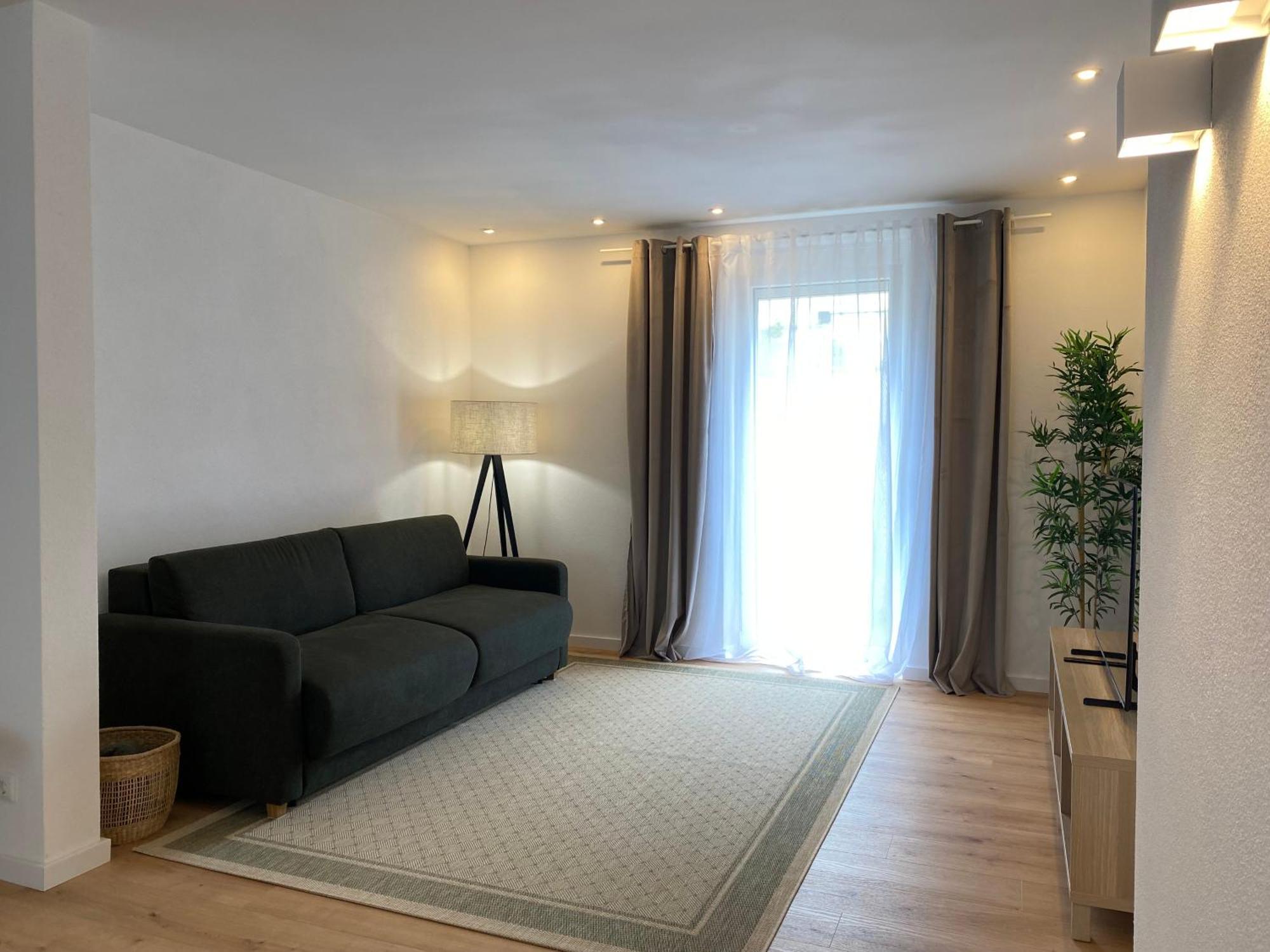Modern Living Apartment - Naehe Krankenhaus, Altstadt, Bahnhof - 3-Zimmer Amberg Buitenkant foto